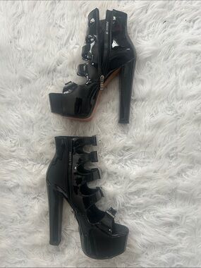 Patent leather black buckle platform heels, size 8, goth sexy open toe platform